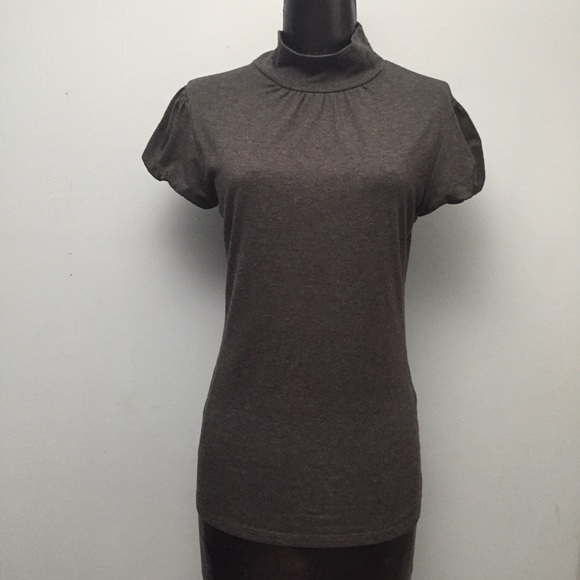 Finesse Tops - 🍁 Finesse Shirt Gray Size M/L